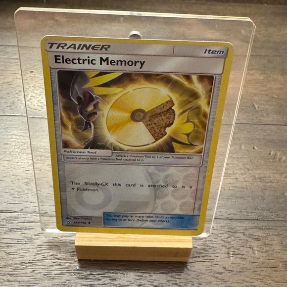 Nintendo Other - Pokemon Electric Memory Trainer Card Ultra Prism 121/156 Silver Yellow Tool